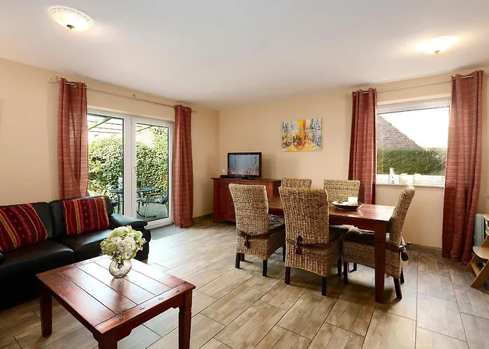 Haus Ostseeflora Vakantiehuis Holm (Plon)